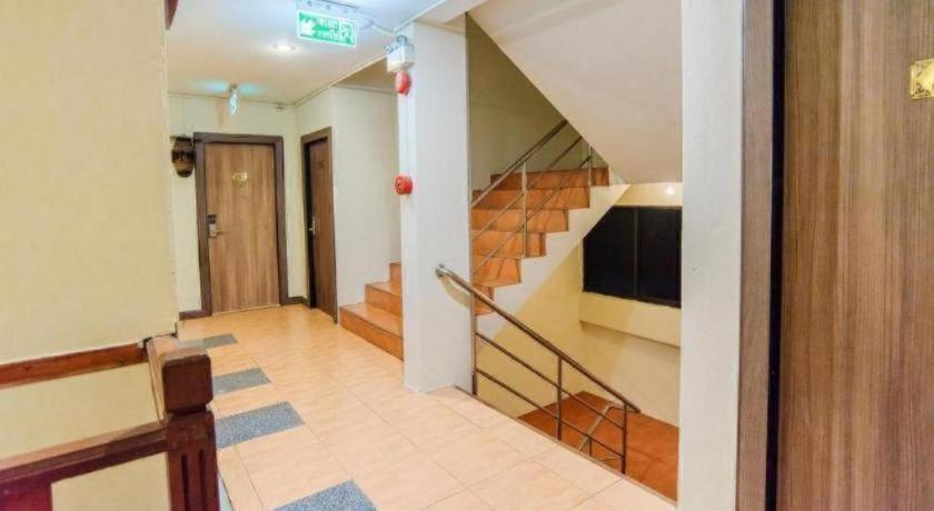 B2 Airport Boutique & Budget Hotel — Photos 3